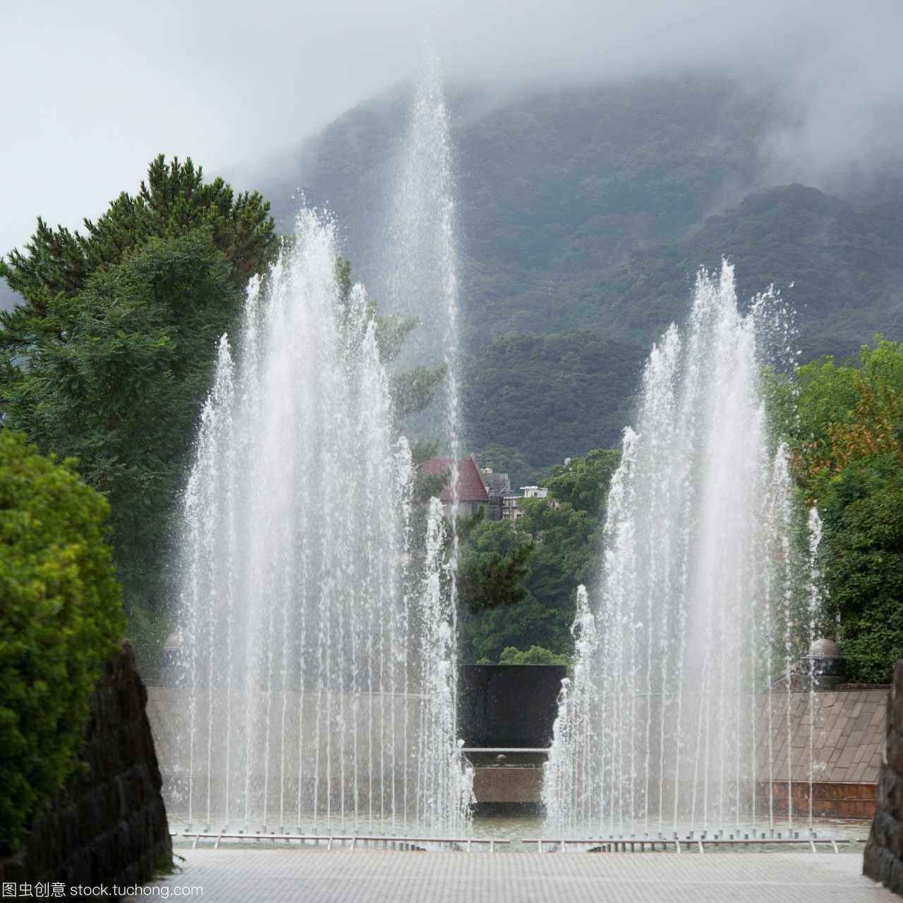日本长崎和平公园的和平喷泉