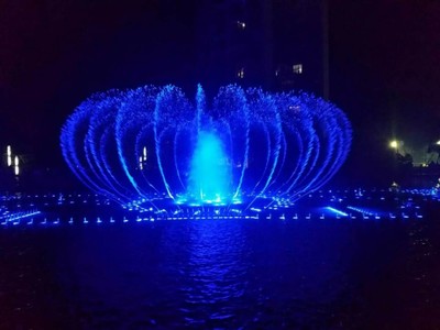 水与旋律的共舞 浅析音乐喷泉的艺术魅力